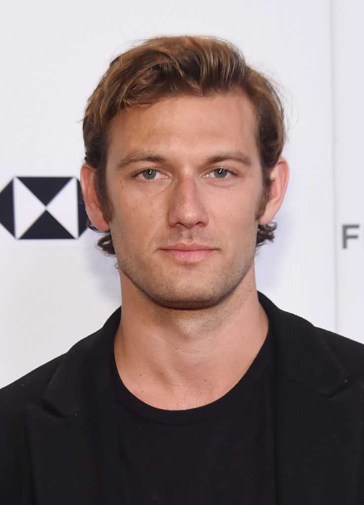 Алекс петтифер (alex pettyfer) биография актера, фото, личная жизнь и его девушка 2021