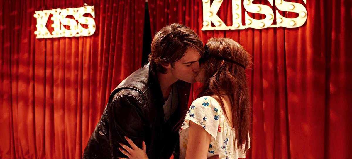 Фильм «будка поцелуев» (2020): дата выхода, актеры, режиссер, netflix, 2 часть - 24сми