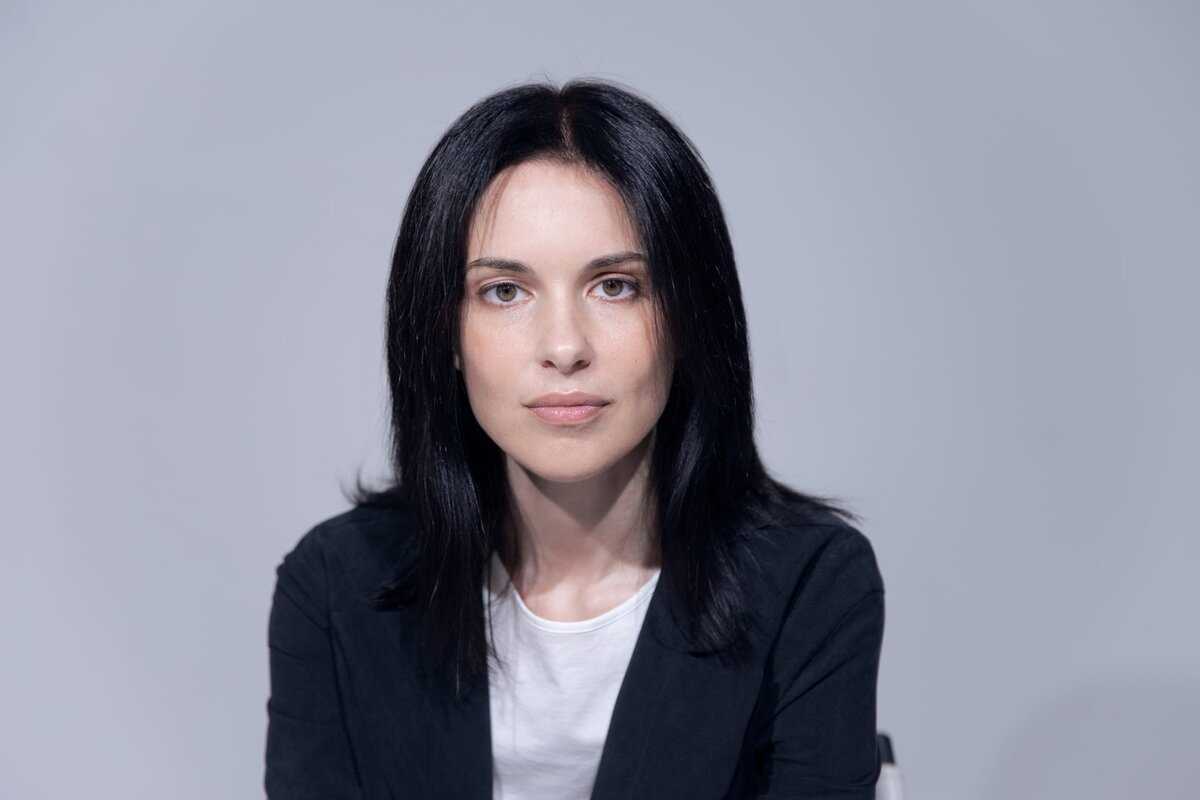 Эльчин сангу последние новости 2021 ( elcin sangu ) турецкая актриса | фото, фильмография, биография, новости