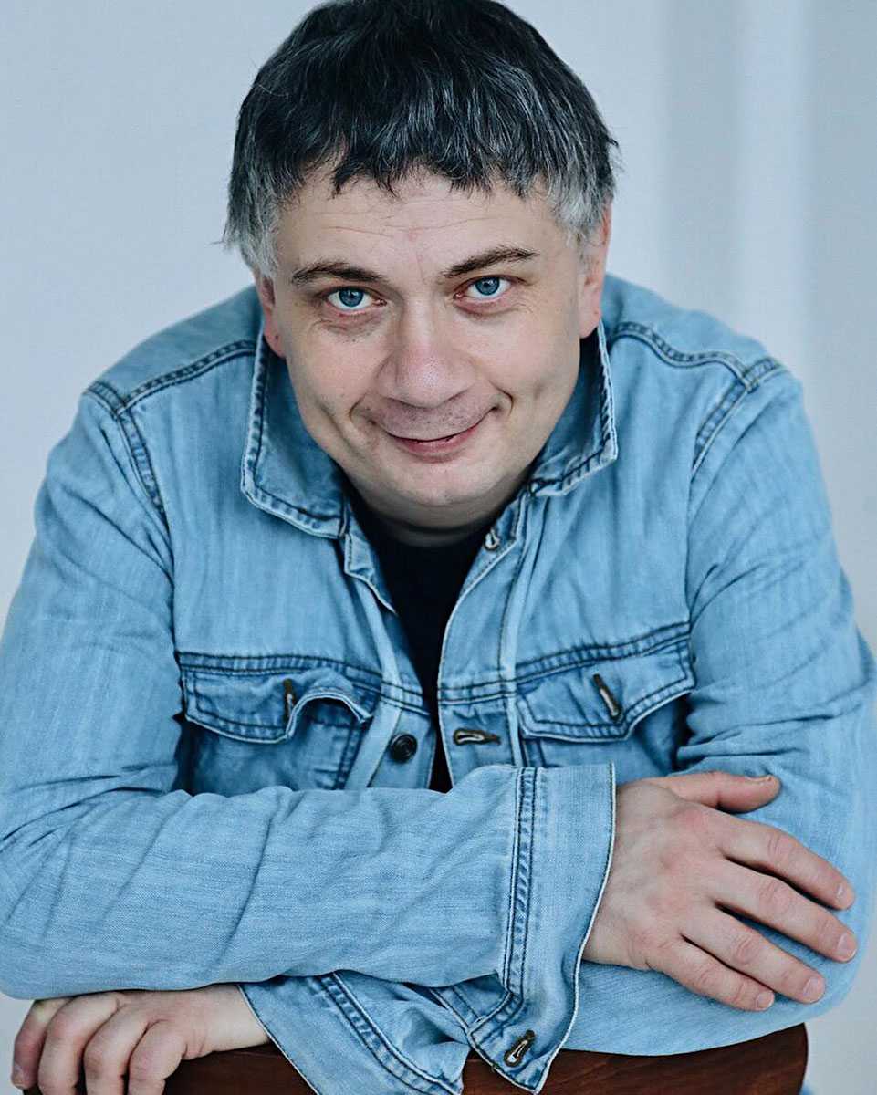 Александр новиков (актер): биография; фильмы, сериалы и роли в театре
